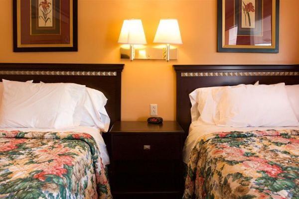 BUDGET HOST COACH INN ATHENS (Athens)